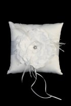 Heart ring pillow
