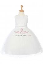 White Sleeveless Lace Bdice Tulle Dress with Rosetti Detail