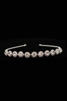 New Silver Dazzling Rhinestone Headband For All Occassions New Silver Dazzling Rhinestone Headband For All Occassions