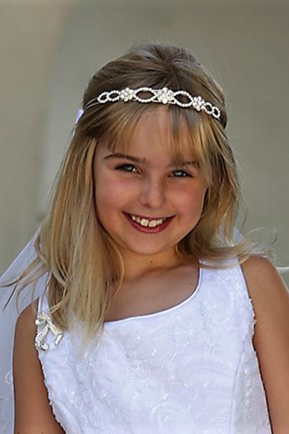 Gorgeous rhinestone headband with embroidered veil Gorgeous rhinestone headband with embroidered veil